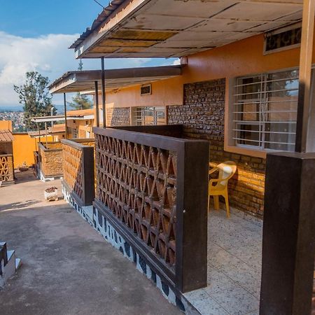 Auberge La Caverne Κιγκάλι Εξωτερικό φωτογραφία