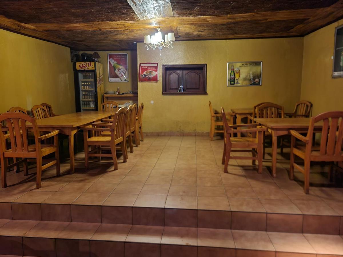Auberge La Caverne Κιγκάλι Εξωτερικό φωτογραφία