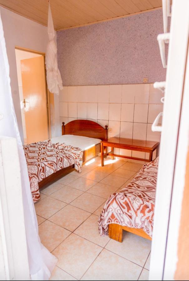 Auberge La Caverne Κιγκάλι Εξωτερικό φωτογραφία